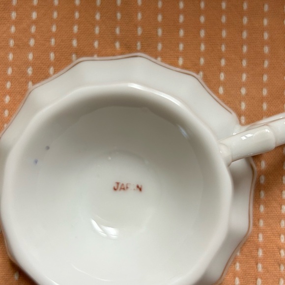 China Teacup made in Japan fruits & flowers - Picture 7 of 7